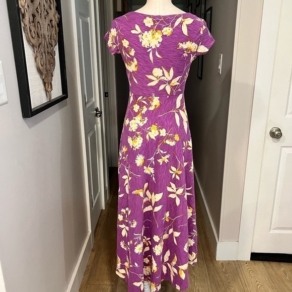 CHAPS lavender maxi with yellow floral pattern and lace up neckline dress - Picture 10 of 14